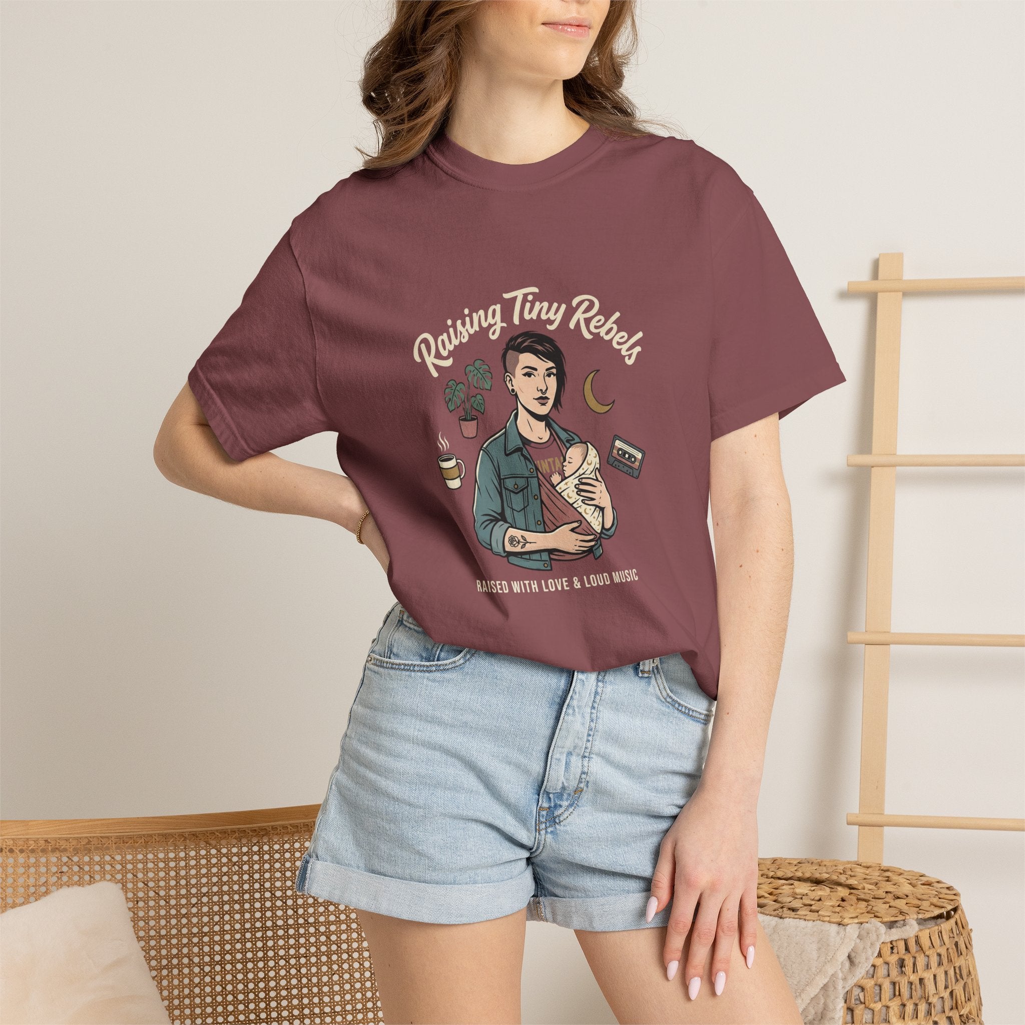 Raising Tiny Rebels T-shirt | Mom
