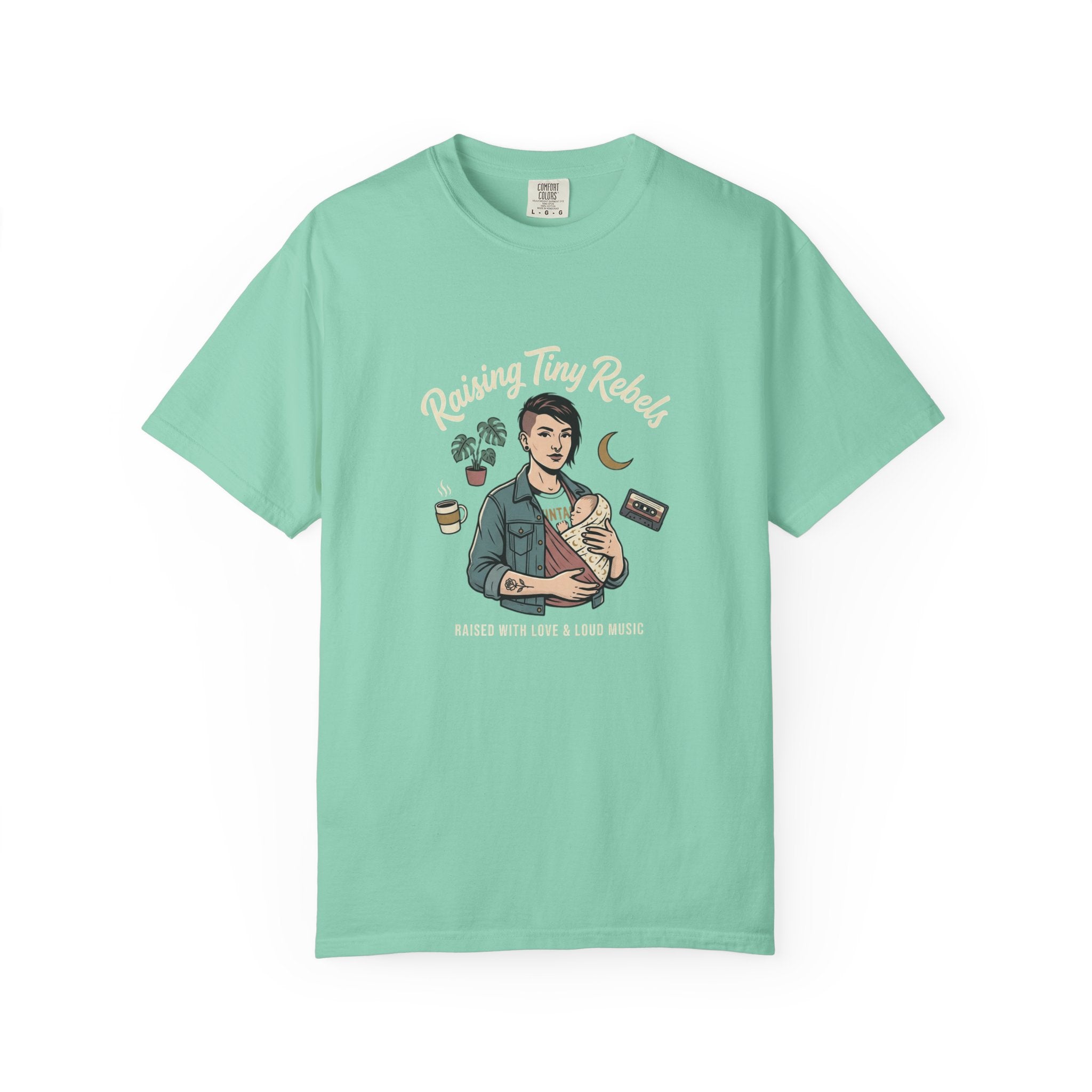 Raising Tiny Rebels T-shirt | Mom