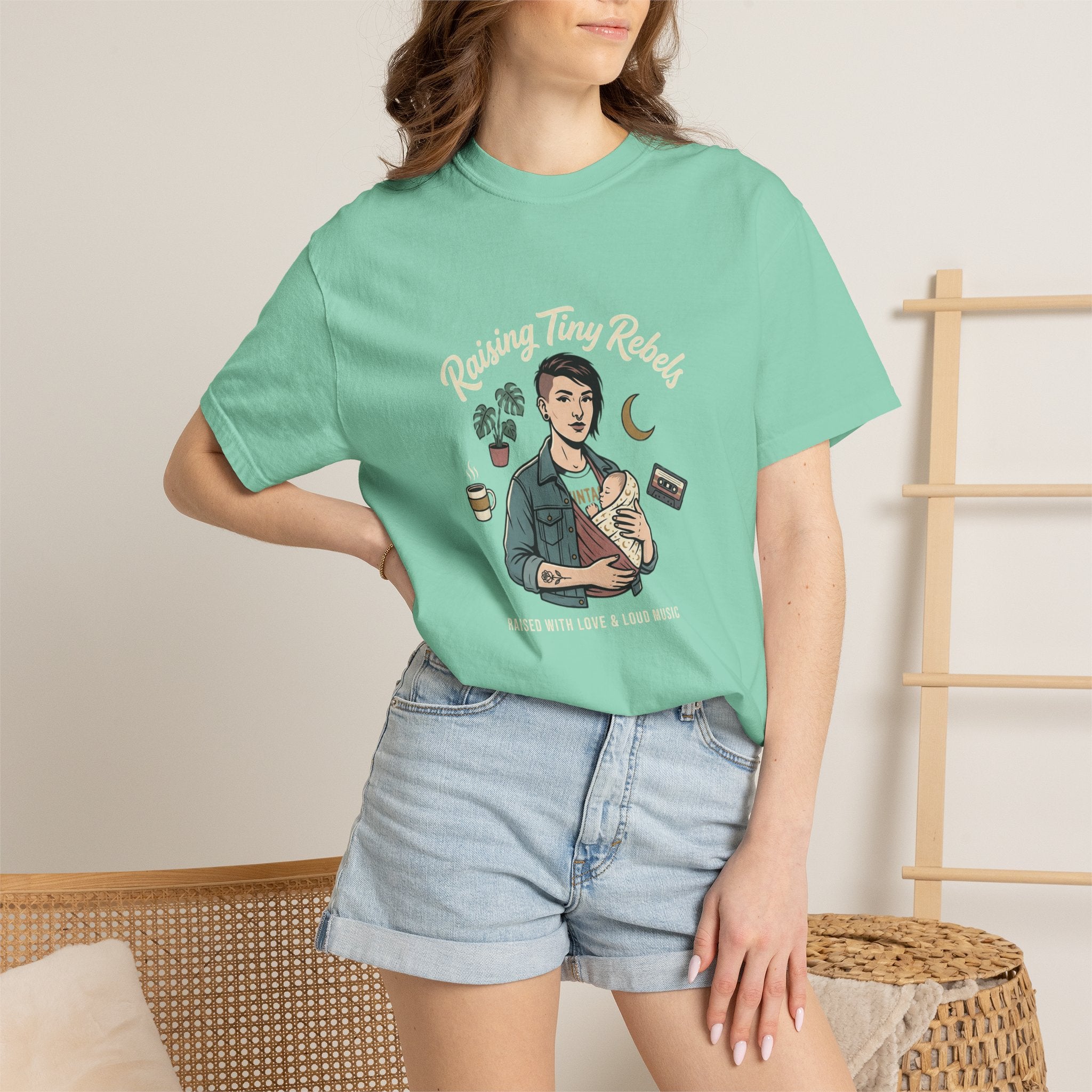 Raising Tiny Rebels T-shirt | Mom